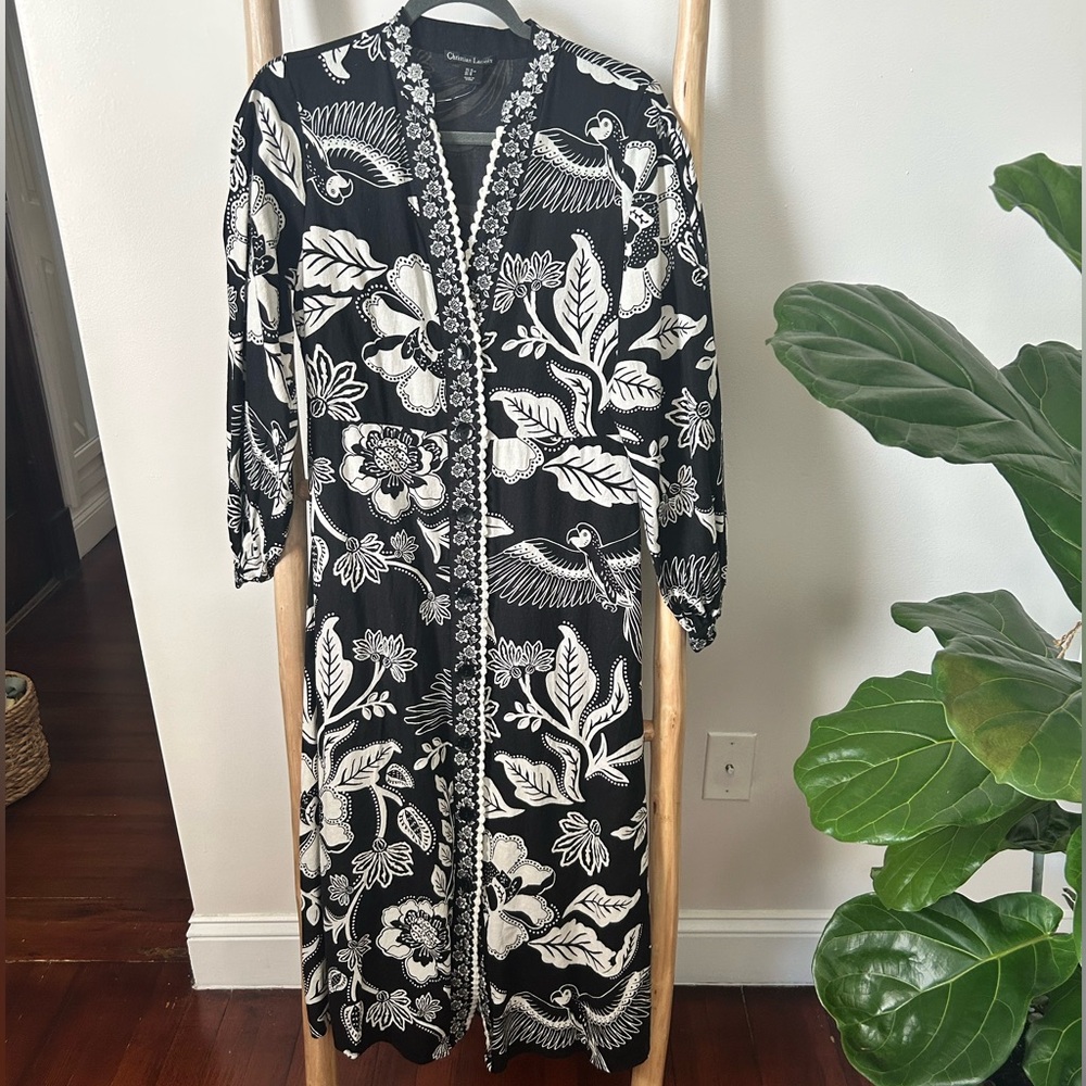 Christian Lacroix Monochrome Floral Kimono
NWOT - Picture 4 of 7